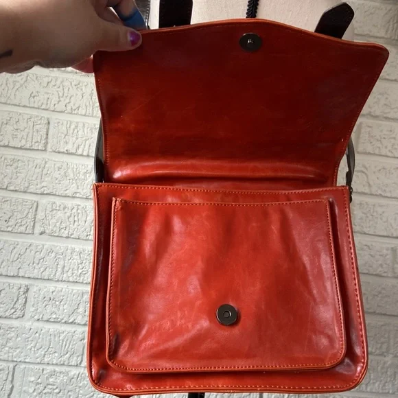 Vintage style orange vegan leather purse sale - Picture 4 of 9